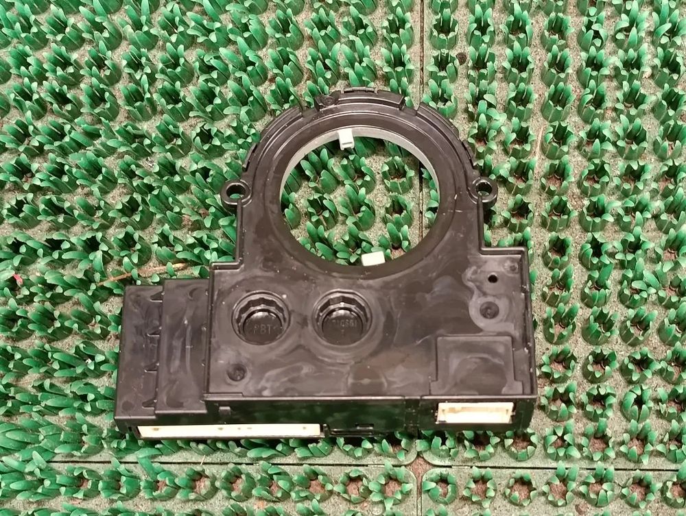 alt