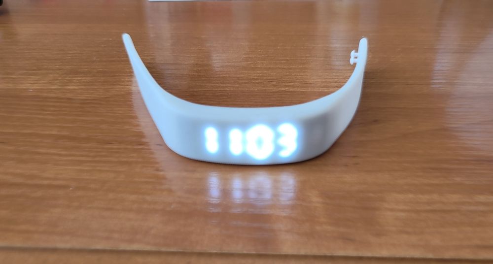 Zegarek opaska, nowy