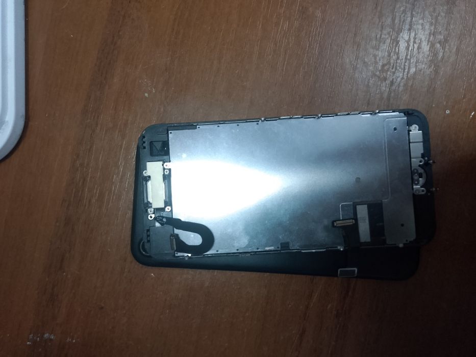 iPhone 7 256гб поміняти екран