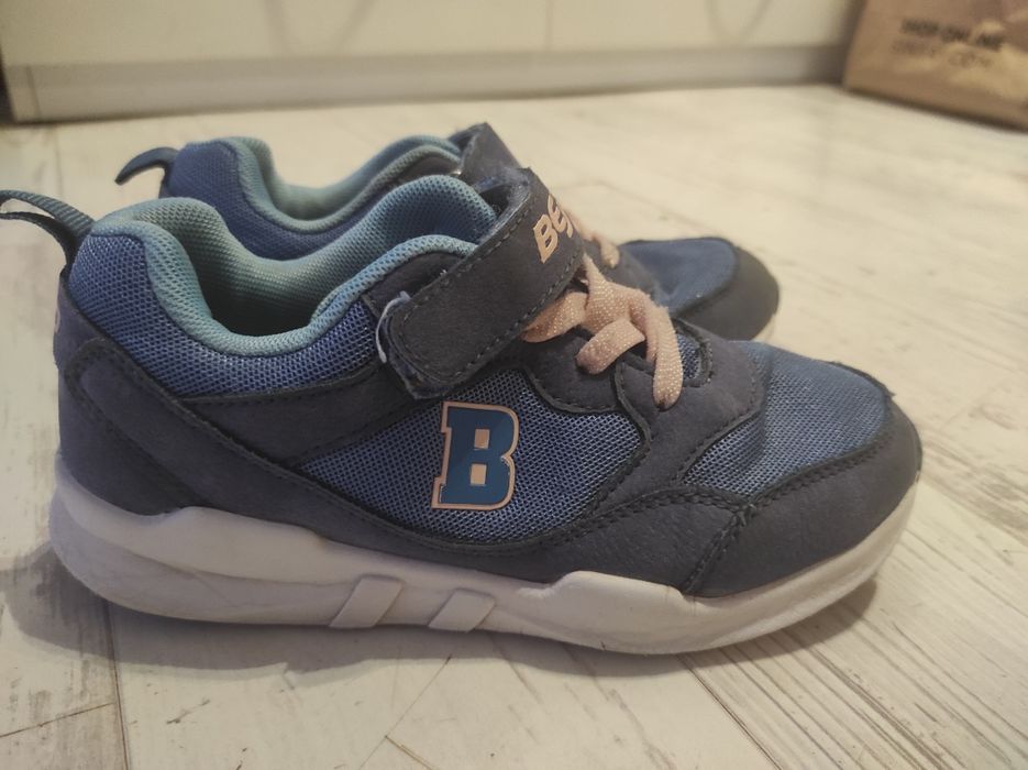 Buty Adidasy 32 Bejo