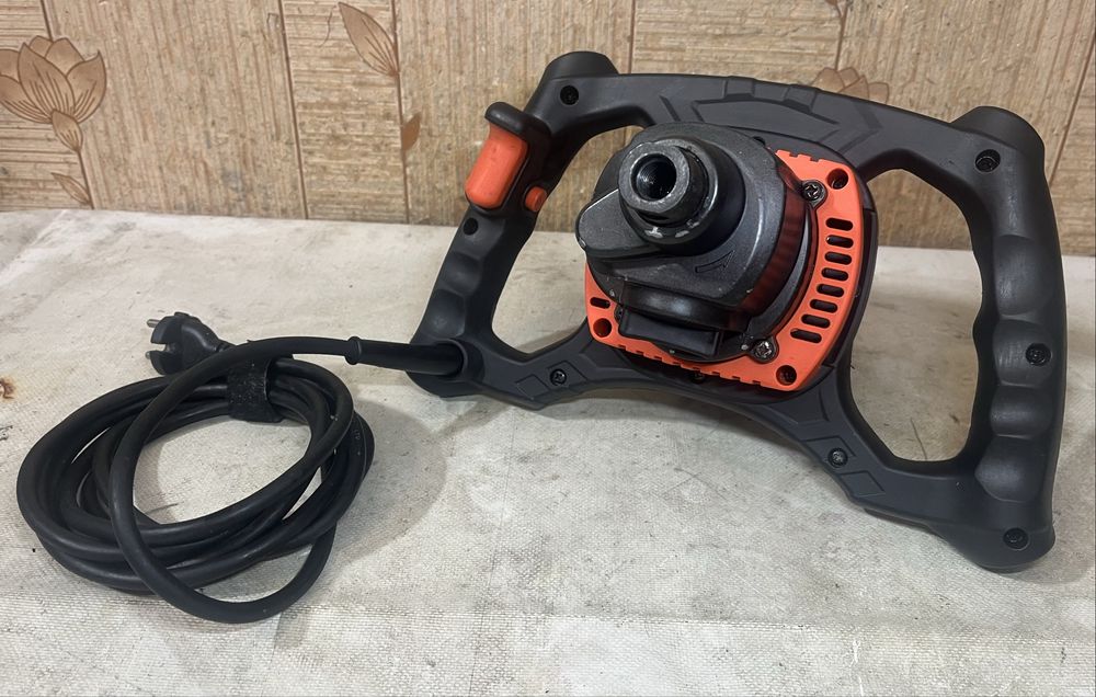 Dnipro-M BM-162S Міксер будівельний 2 швидкості