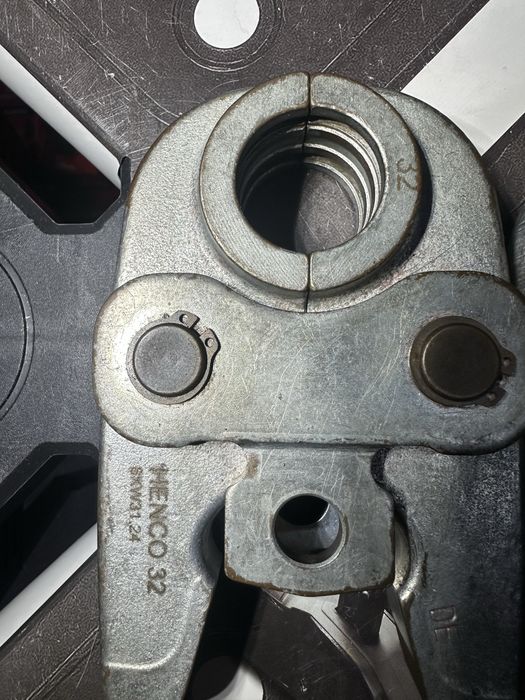 Прес кліщі HENCO 32  REMS для фітингів UPONOR Kan UNIDELTA