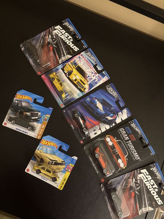 Hot Wheels Nissan BMW Mercedes Mitsubishi