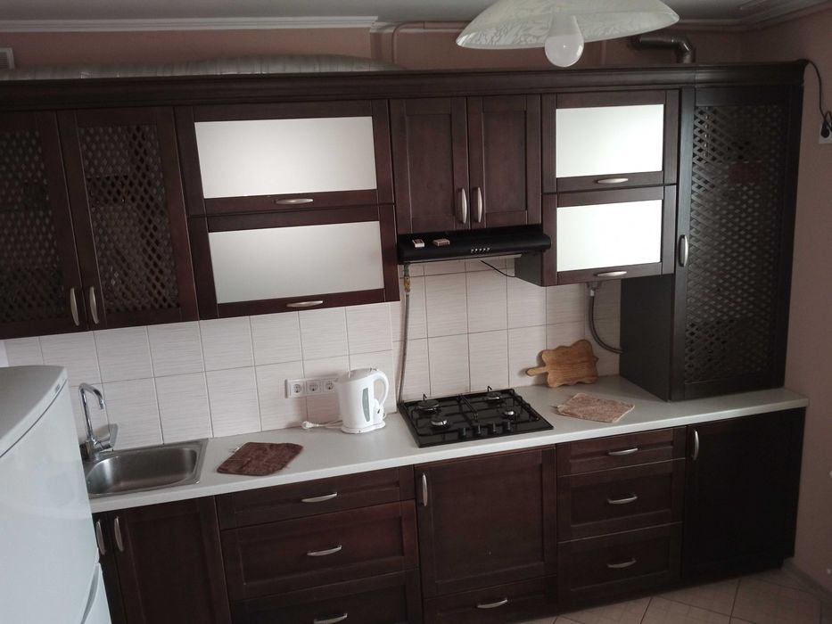 Посуточно 1к Бучанский парк рядом, для дружной семьи