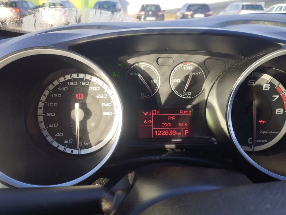 Sprzedam   Alfę Romeo Giuliette 1.4 170 km