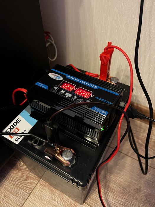 Инвертор 4000 Вт. Новий з 12 на 220в