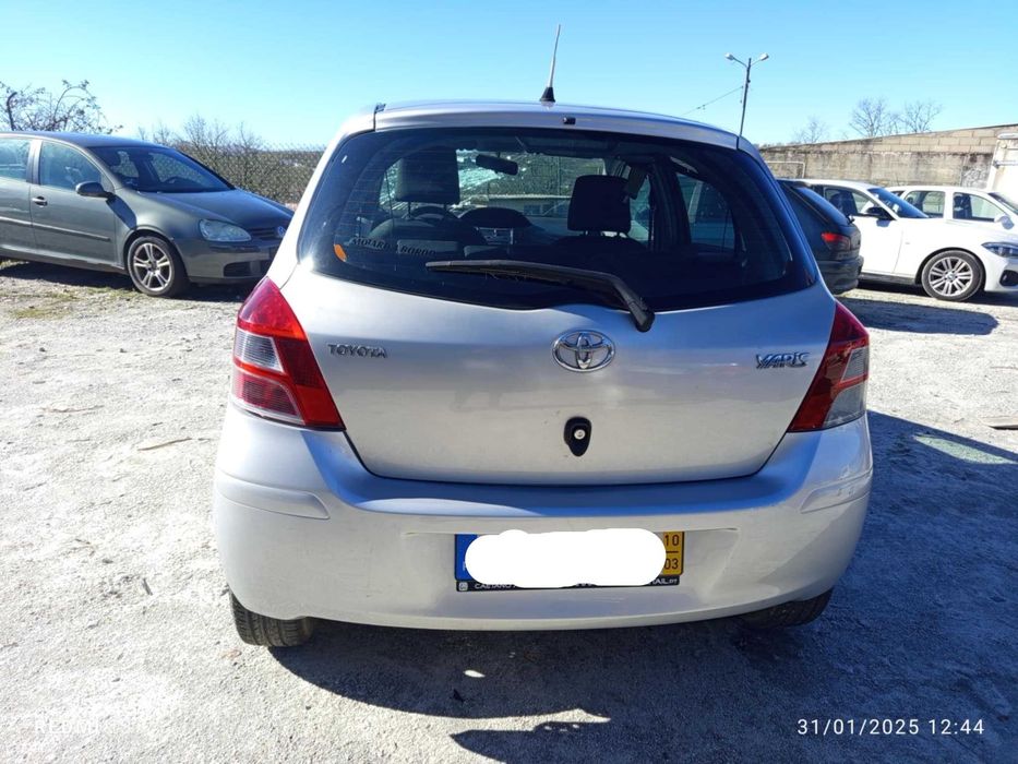 Para peças Toyota Yaris P9 1.0 VVT-I ano 2010
