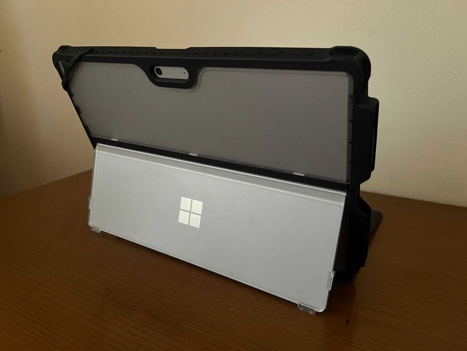 Microsoft Surface Pro 7 – Prateado (Windows 11 Pro) + Capa Teclado