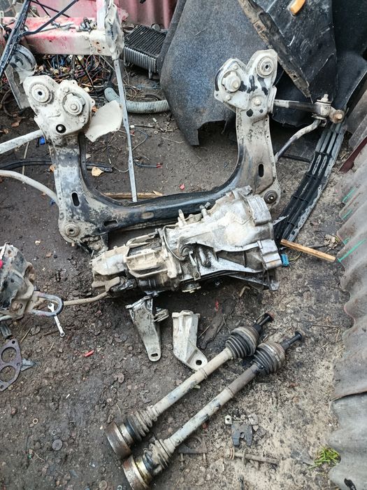 Розбираю ауді 100 с3