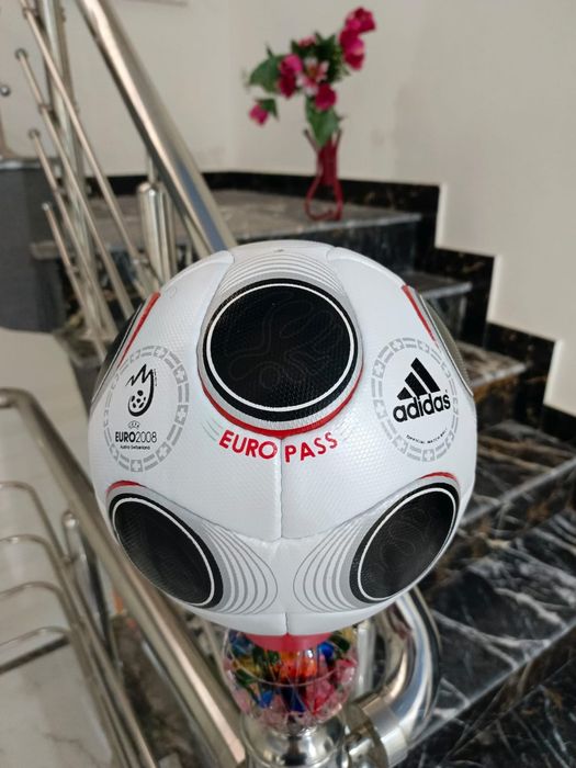 Piłka nożna Adidas europass 2008