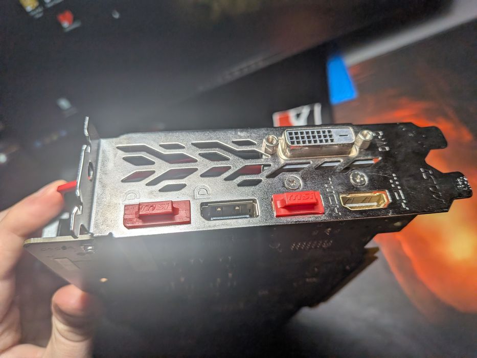 MSI Radeon RX 470 Gaming X 4 GB 256bit ddr5