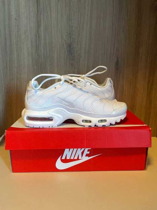 Nike Air Max TN Plus Biały r.37,5