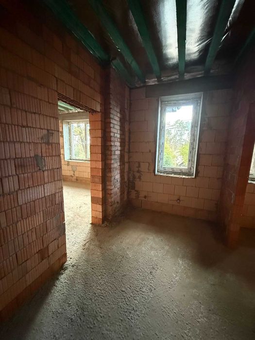 Цегляний будинок в Ірпені  130 м²  4,5 сотки  газ
