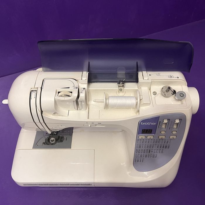 Швейная машинка Brother NX 200 компьютезированная