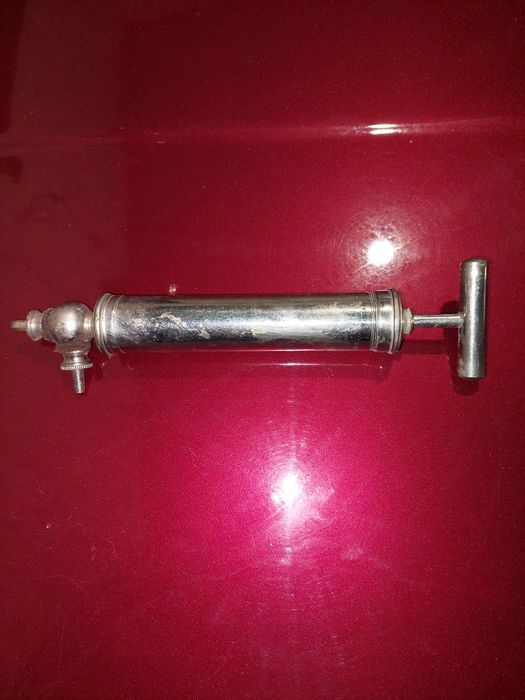 Шприц металевий ₴