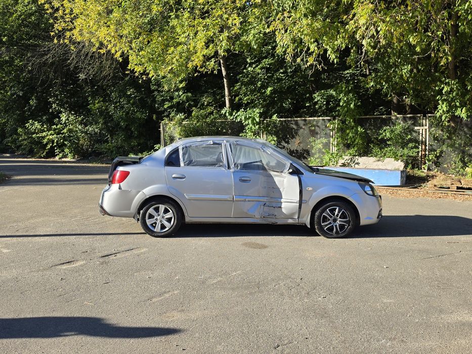 Kia   Rio   2011