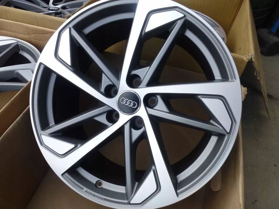 AUDI Q3 SPORT BACK RSQ3 Q2 A3 S3 19'' AUDI SPORT