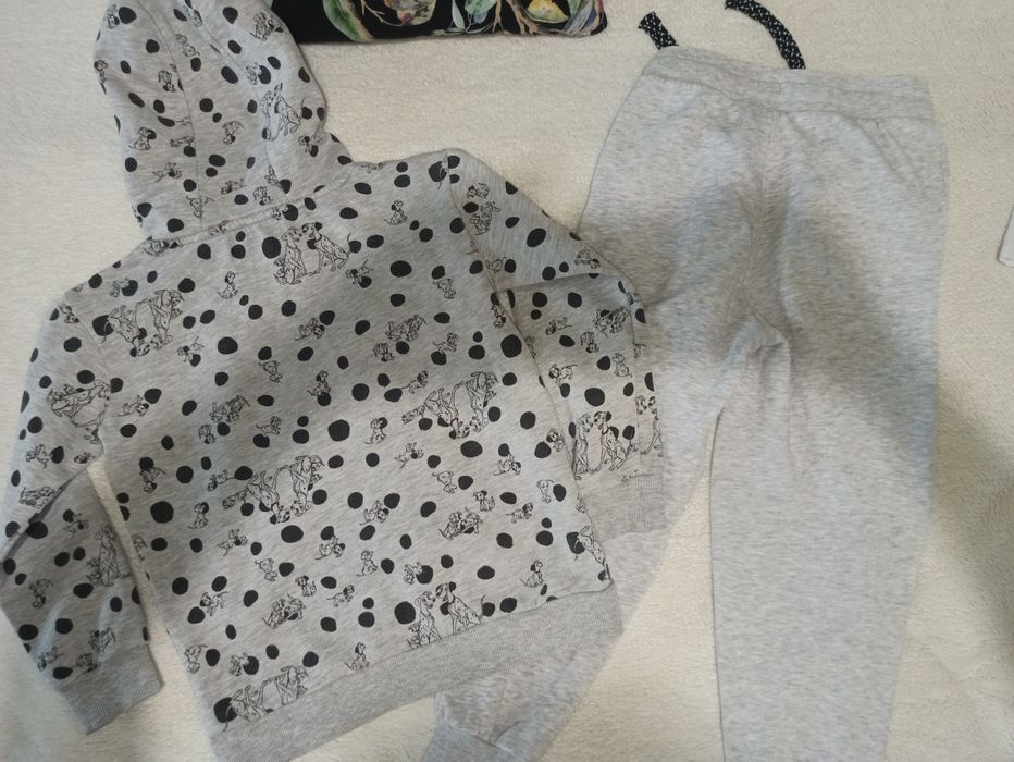 Zestaw bluza Reserved + spodnie dresowe Pepperts r 122/128 (6-8 lat)