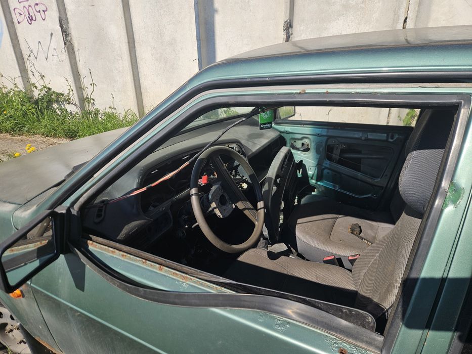 Продам в розбор 21099