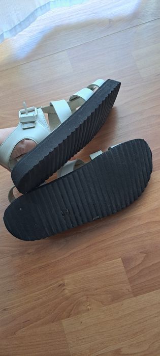 Sandały zara beżowe r.39