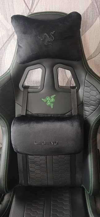 Продам геймерское кресло TYPE Z-RAZER LEGEND