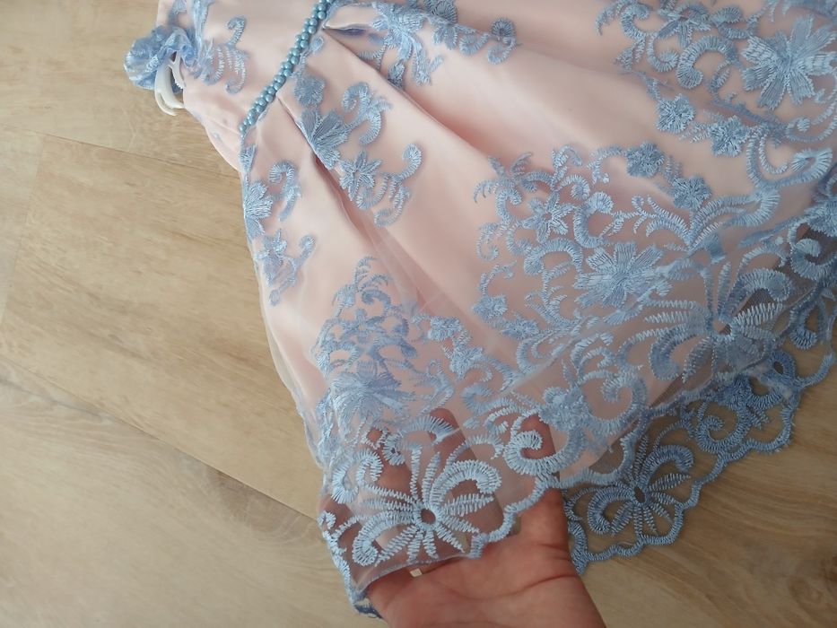 Vestido menina. Cerimónia,  renda