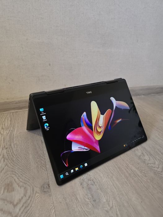 Ноутбук трансформер Dell 7386
