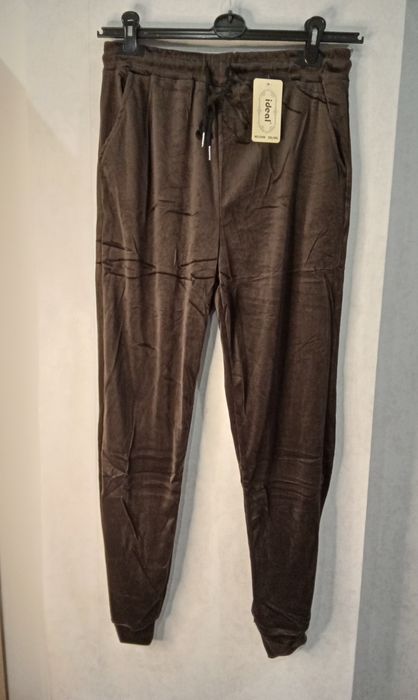 Dres welurowy damski