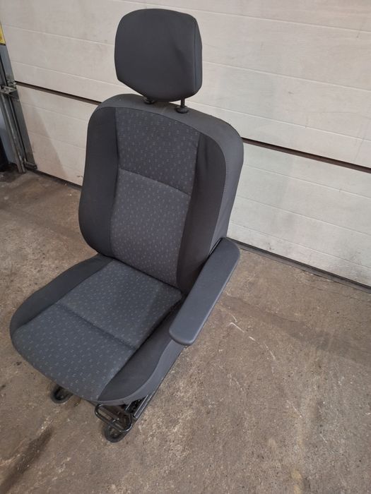 Fotel pasażera jedynka Renult master III 2.3 dci