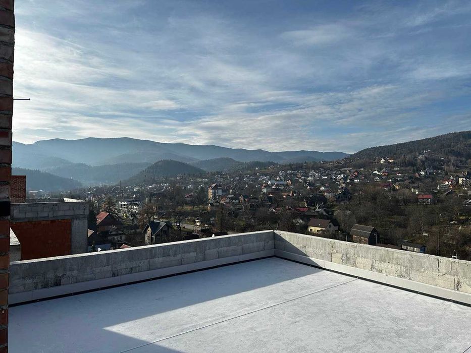 Продається унікальна 2-кімнатна квартира в серці Карпат