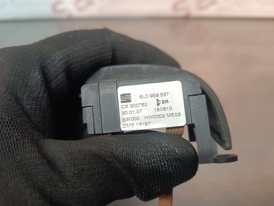 Comandos do Volante SEAT IBIZA III - 6L0959537