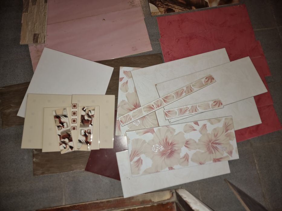 Плитка керамічна залишкі . Нова . Різна.