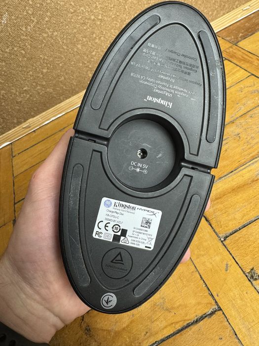 Зарядна док станція для джойстиків Hyper X для Sony PS 4