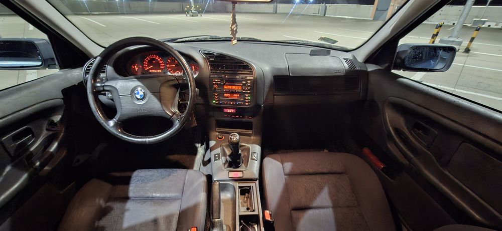 Bmw e36 316i sedan