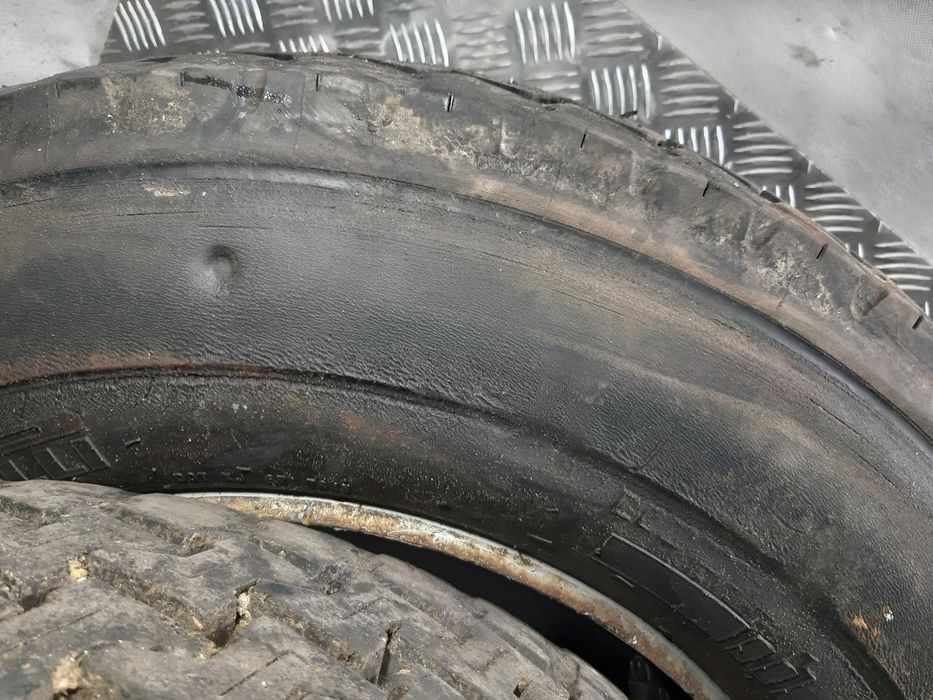 Koła Felgi Opony 4X Retread Pirelli Mc:01 275/70 R22.5