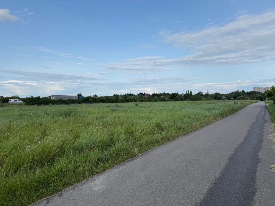 Фасадна земельна ділянка (траса Київ-Ковель)