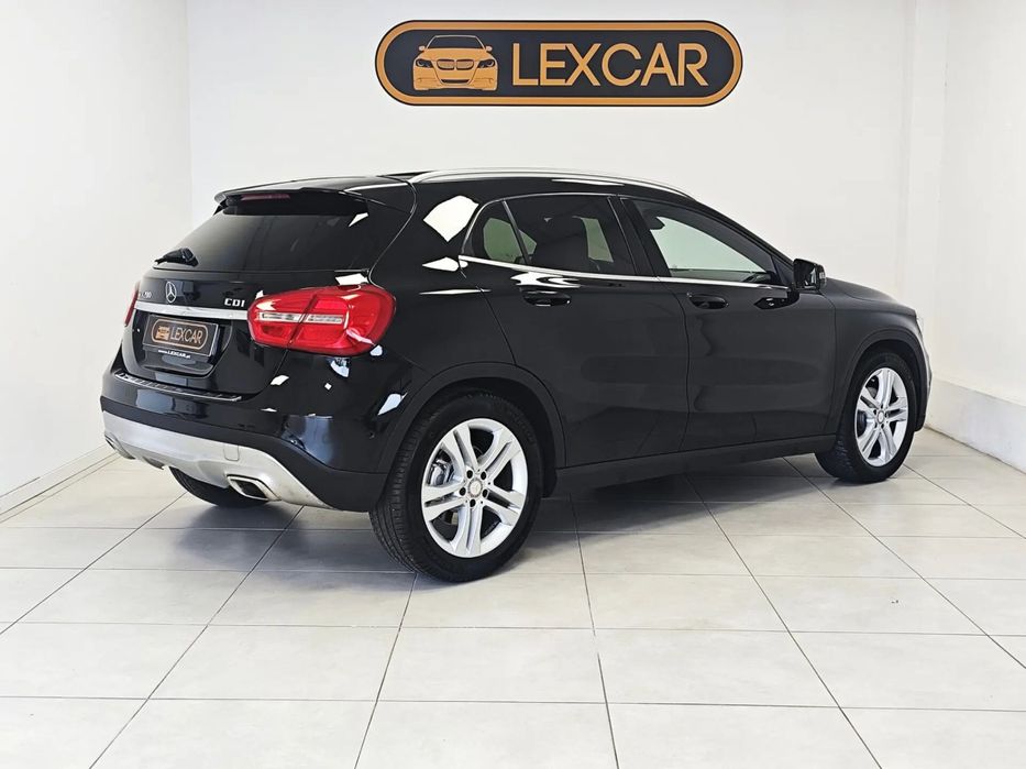 Mercedes-Benz GLA 200 d 4Matic 7G-DCT Urban