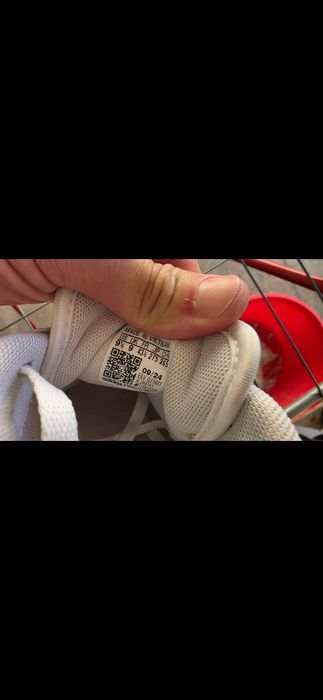 Tenis Adidas 43 como Novos e Originais