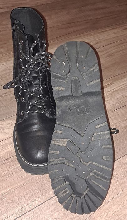 Buty za kostkę ZARA