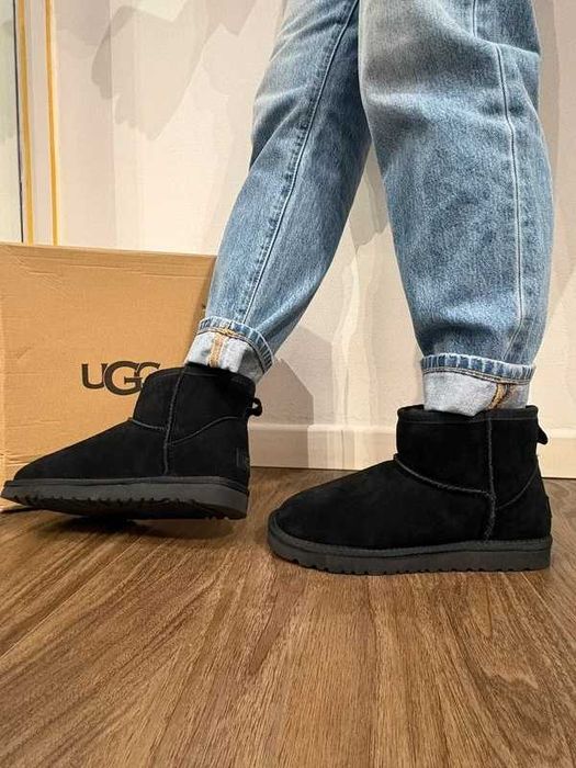 UGG Classic Ultra mini R.37