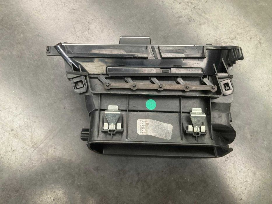 Difusor/ saída de ar drt Peugeot 308 SW II