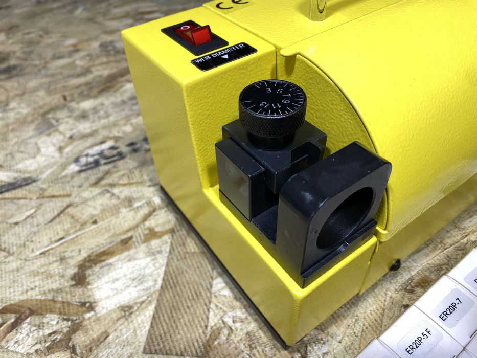 СТАНОК ДЛЯ ЗАТОЧКИ СВЕРЛ MR 13D (2-15ММ) Заточний верстат