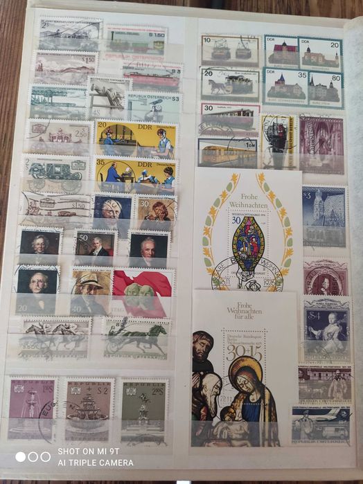 Klaser pełen znaczków 04 plus gratis