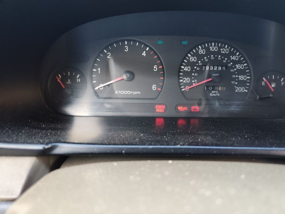 Kia Carnival modelo Up (ler anúncio)
