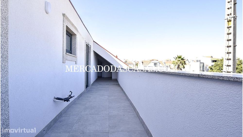 Apartamento T1+1 centro de Ovar