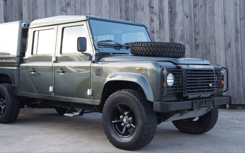 Land Rover Defender 130