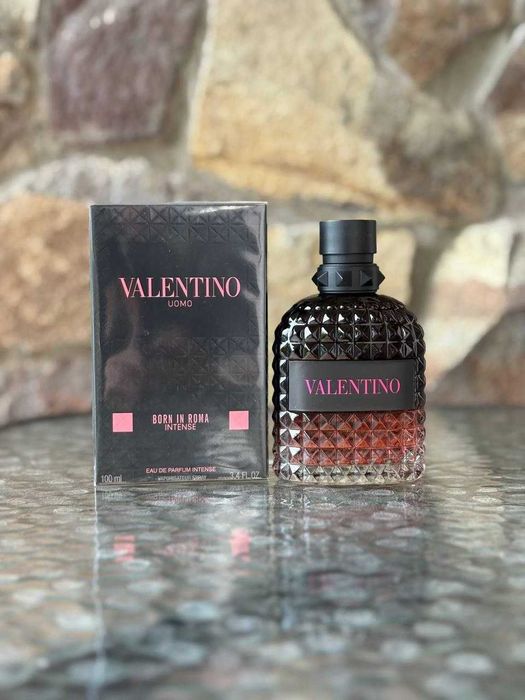 Valentino Born In Roma Uomo Intense