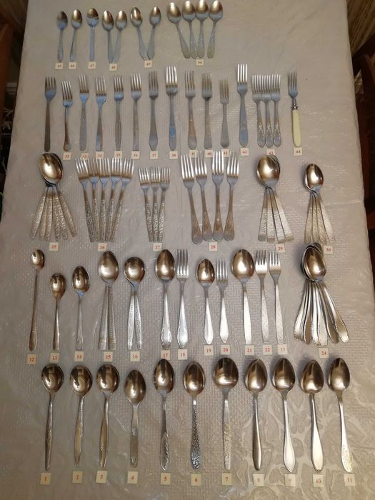 Столові прибори СССР: ложки, виделки (нержавійка, титан)