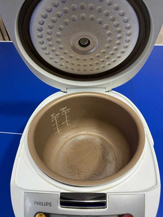 Мультиварка PHILIPS Viva Collection HD3136/03