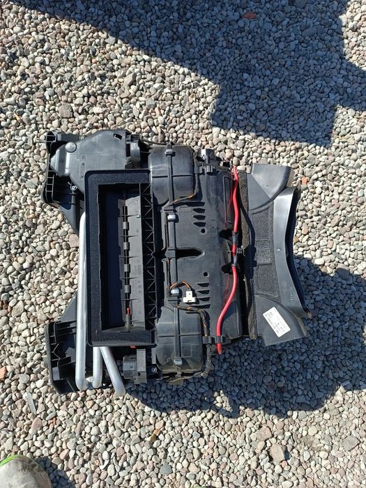 BMW SERIA 5 E60 E61 LIFT  NAGRZEWNICA KOMPLETNA EUROPA  6918845